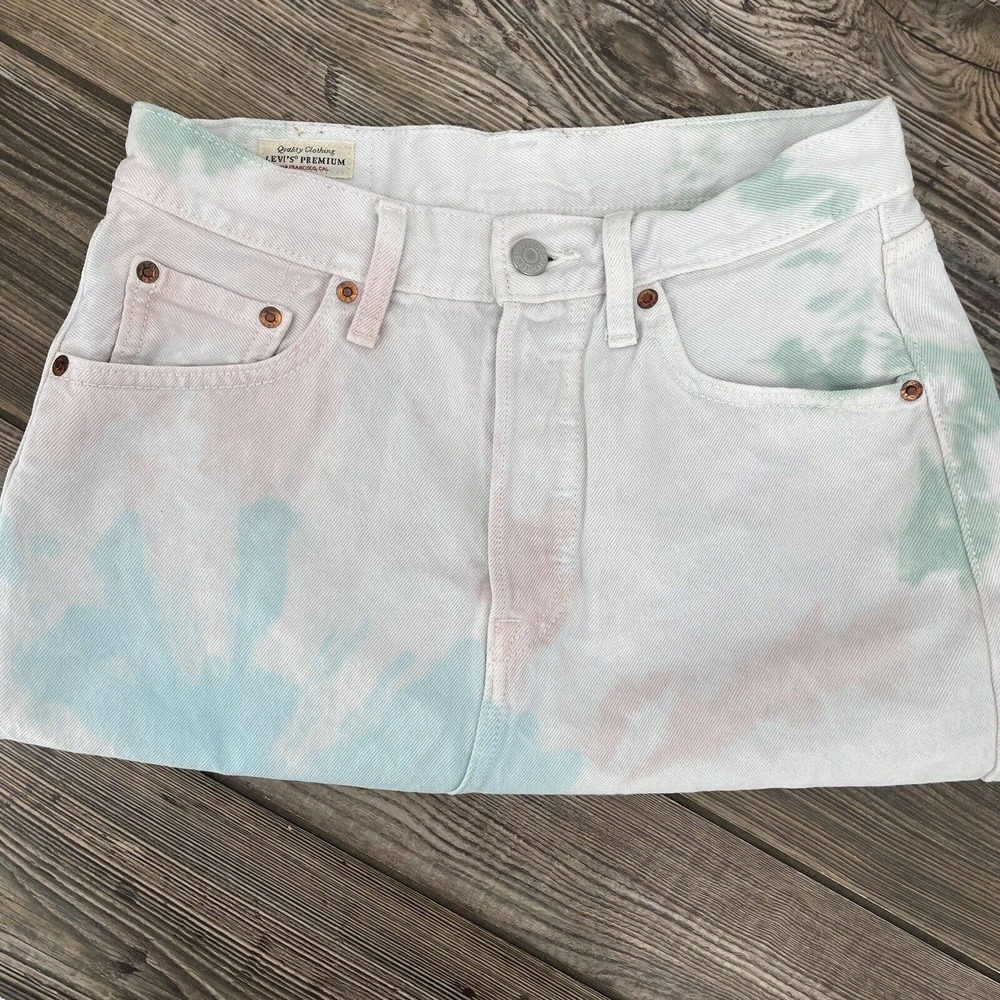 Levis Women's Deconstructed Skirt Hi-Rise Tie Dye Cut Off Hem Size 27‎